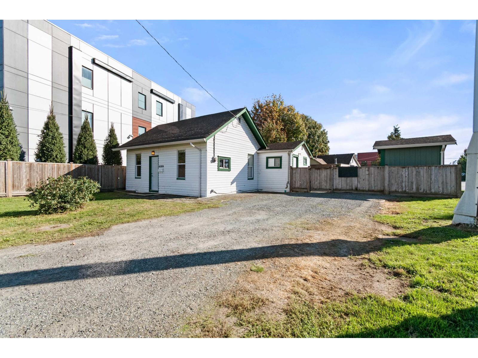 45874 TRETHEWEY AVENUE|Chilliwack Proper South