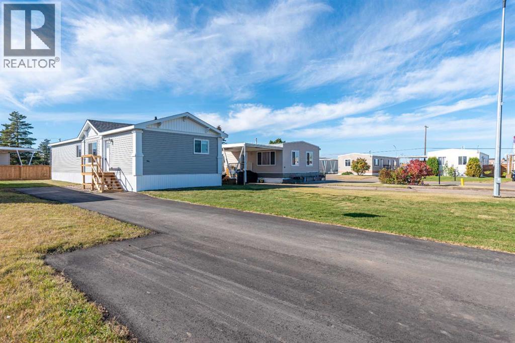 96, 5308 57 Street Lloydminster Alberta Canada T9V2A3 4