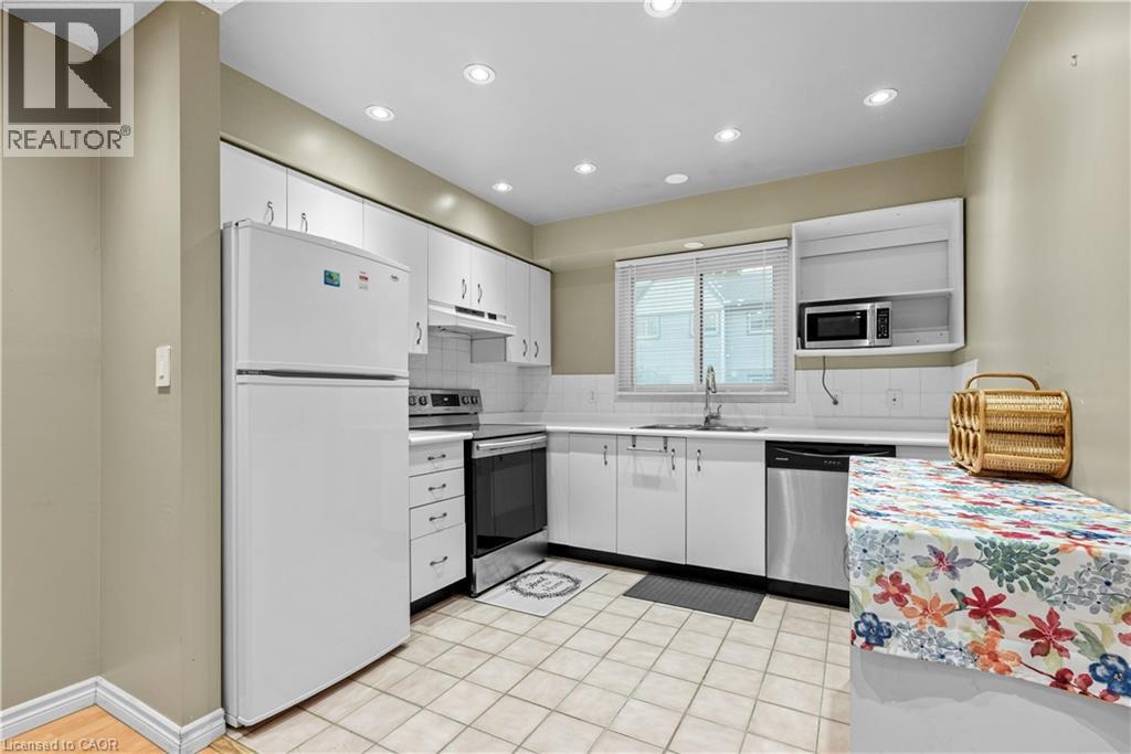 589 Beechwood Drive Unit# 42, Waterloo, Ontario  N2T 2K9 - Photo 6 - 40868367