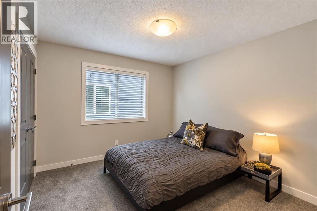 30 Rockford Road NW, Calgary, Alberta  T3G 0C9 - Photo 34 - A2351136