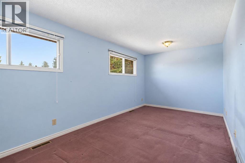 331 Oakfern Crescent SW, Calgary, Alberta  T2V 4T3 - Photo 26 - A2351203