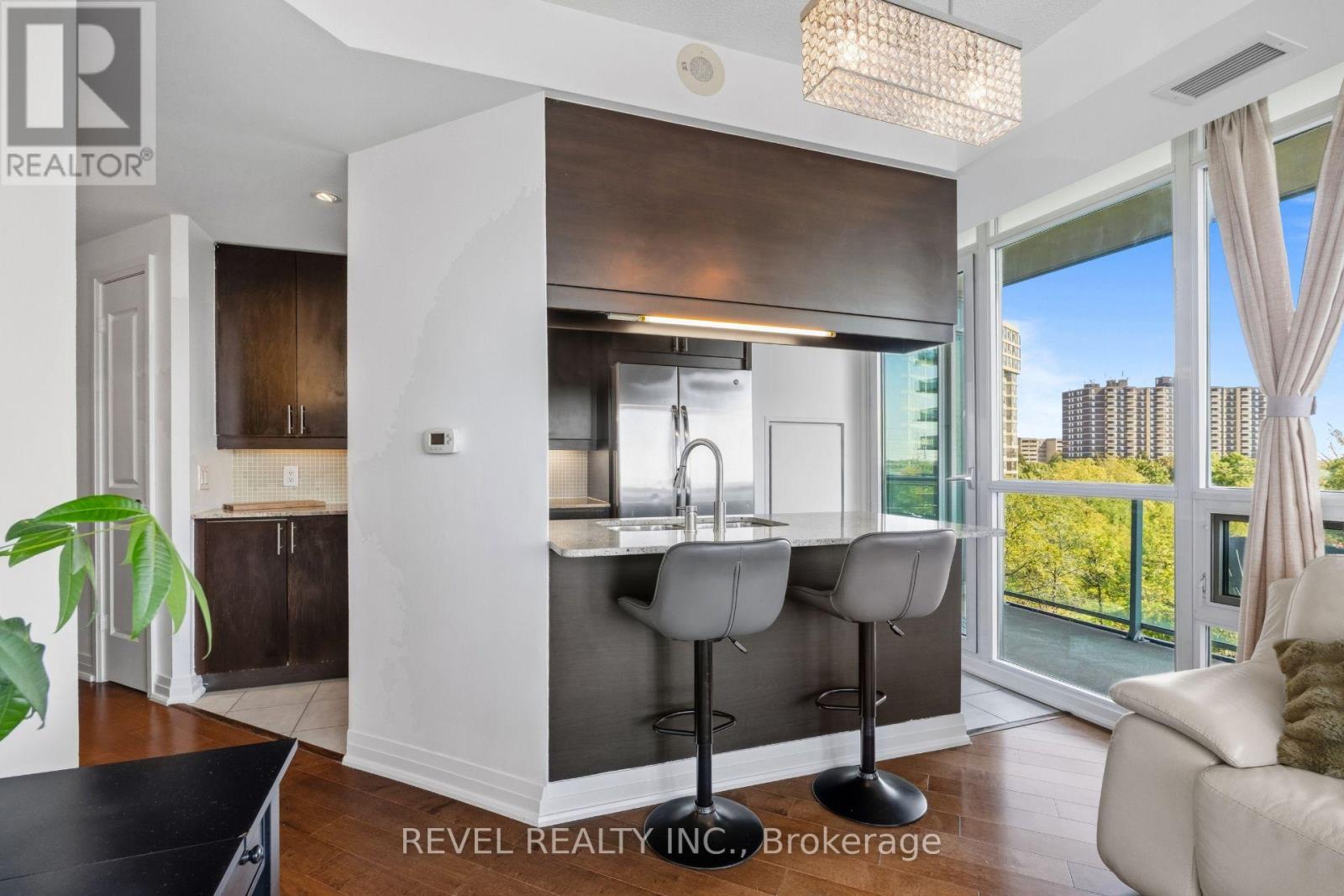 511 - 1055 Southdown Road, Mississauga, Ontario  L5J 0A3 - Photo 11 - W13877350