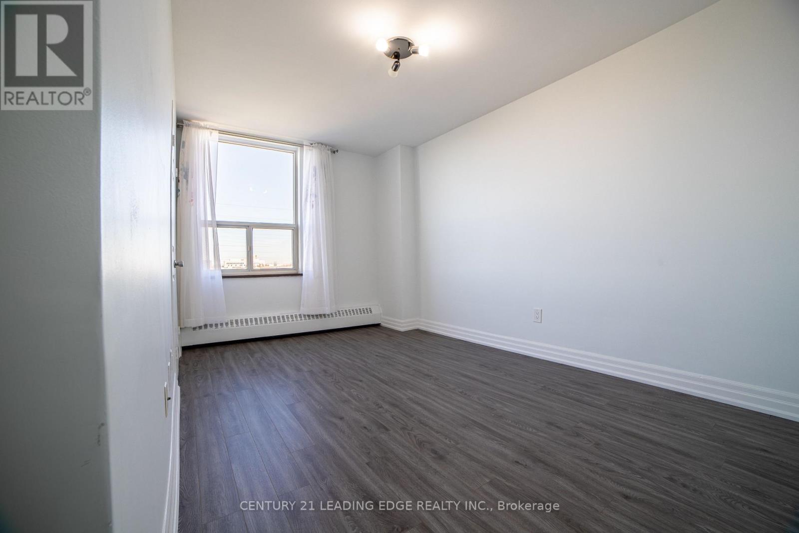 604 - 25 Four Winds Drive, Toronto, Ontario  M3J 1K8 - Photo 14 - W13864574