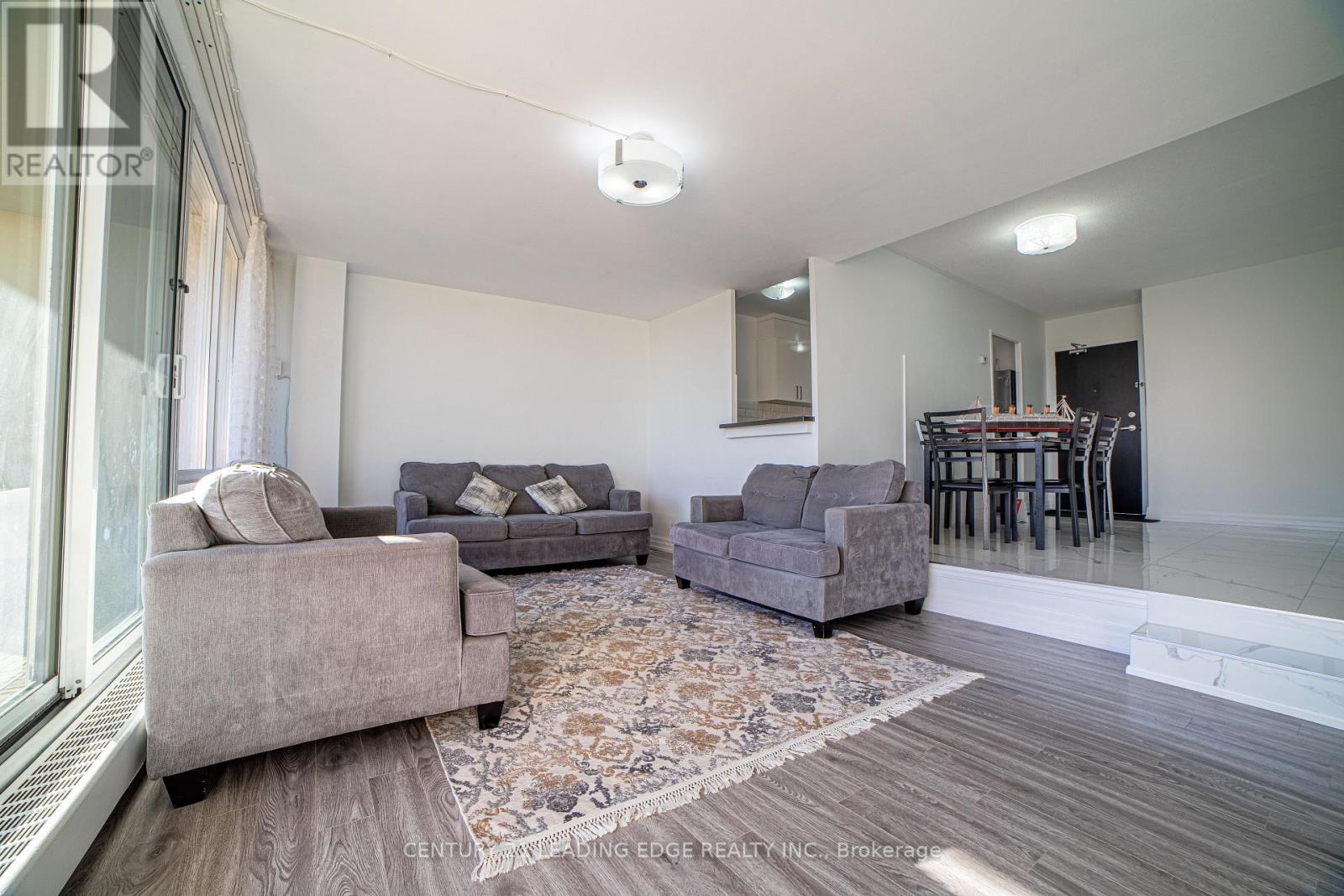 604 - 25 Four Winds Drive, Toronto, Ontario  M3J 1K8 - Photo 4 - W13864574