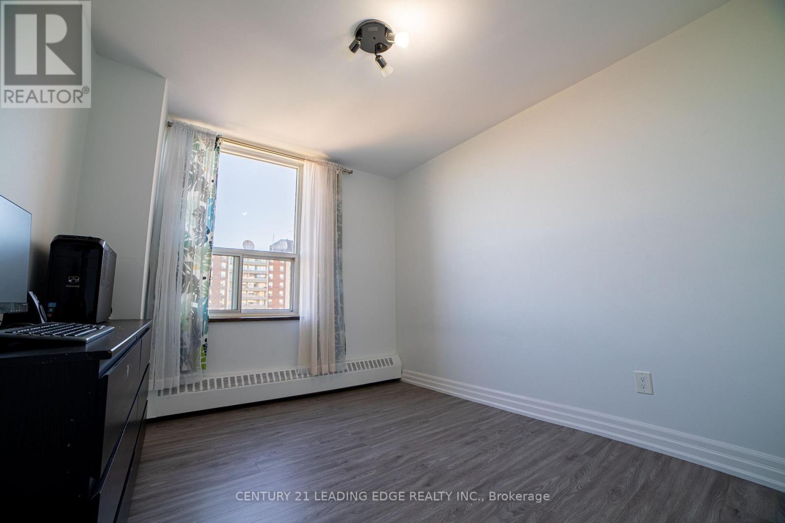 604 - 25 Four Winds Drive, Toronto, Ontario  M3J 1K8 - Photo 12 - W13864574
