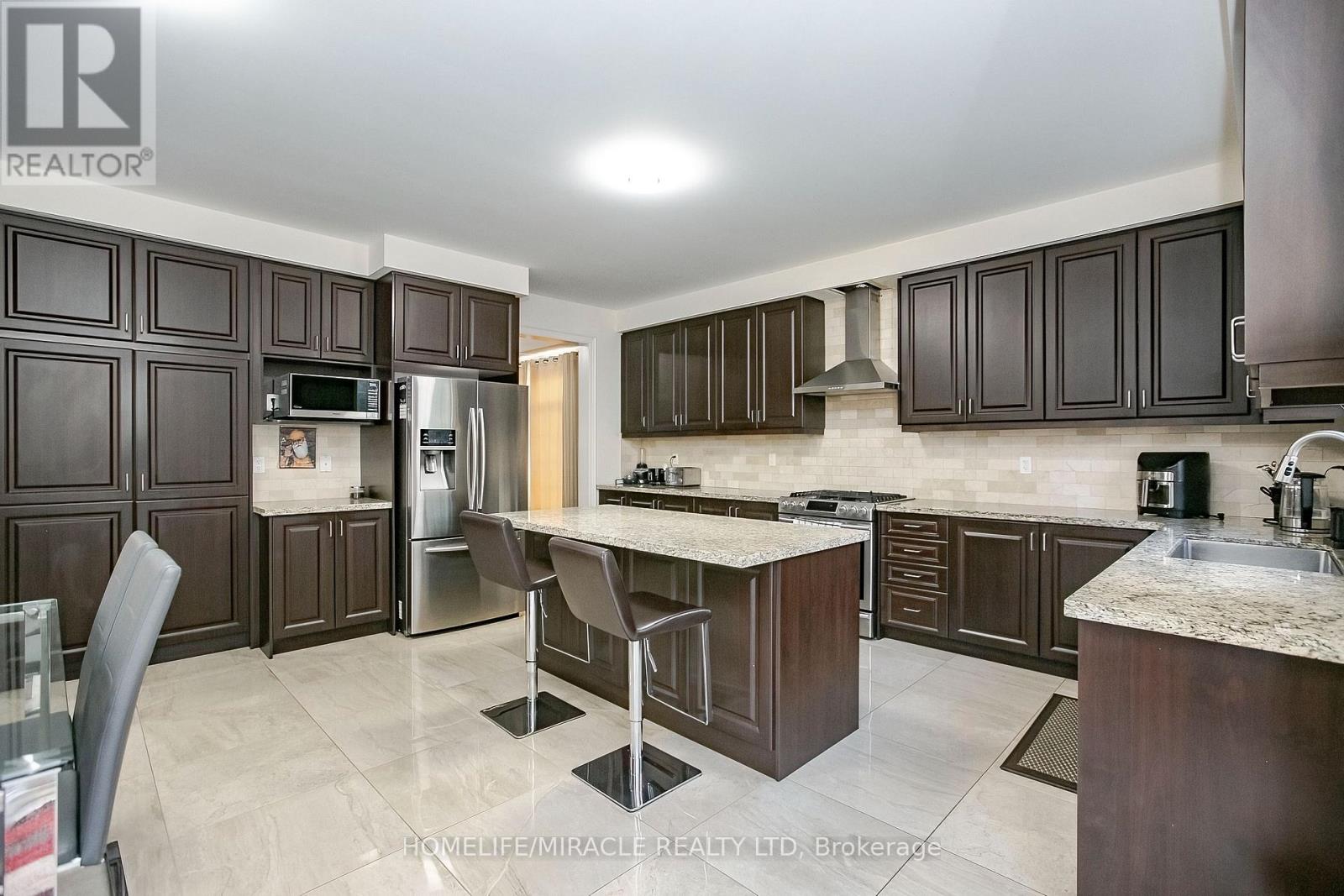 30 Brookwater Crescent, Caledon, Ontario  L7C 4A4 - Photo 15 - W13875746