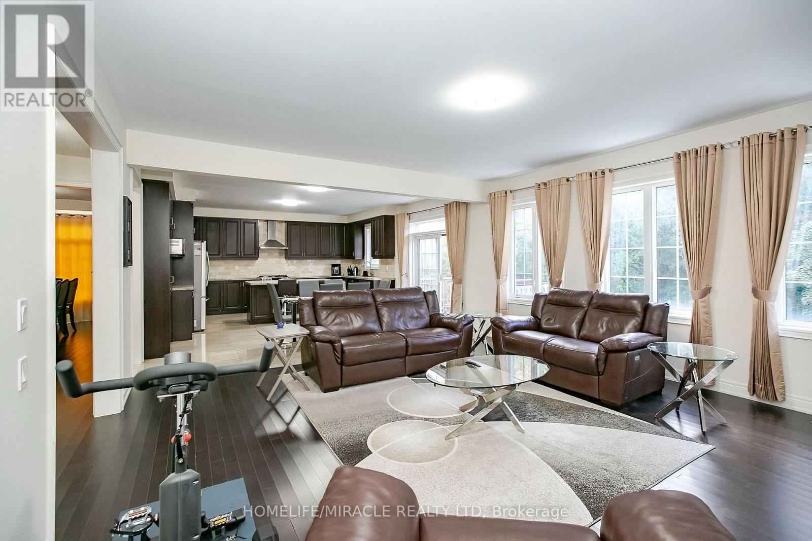 30 Brookwater Crescent, Caledon, Ontario  L7C 4A4 - Photo 11 - W13875746