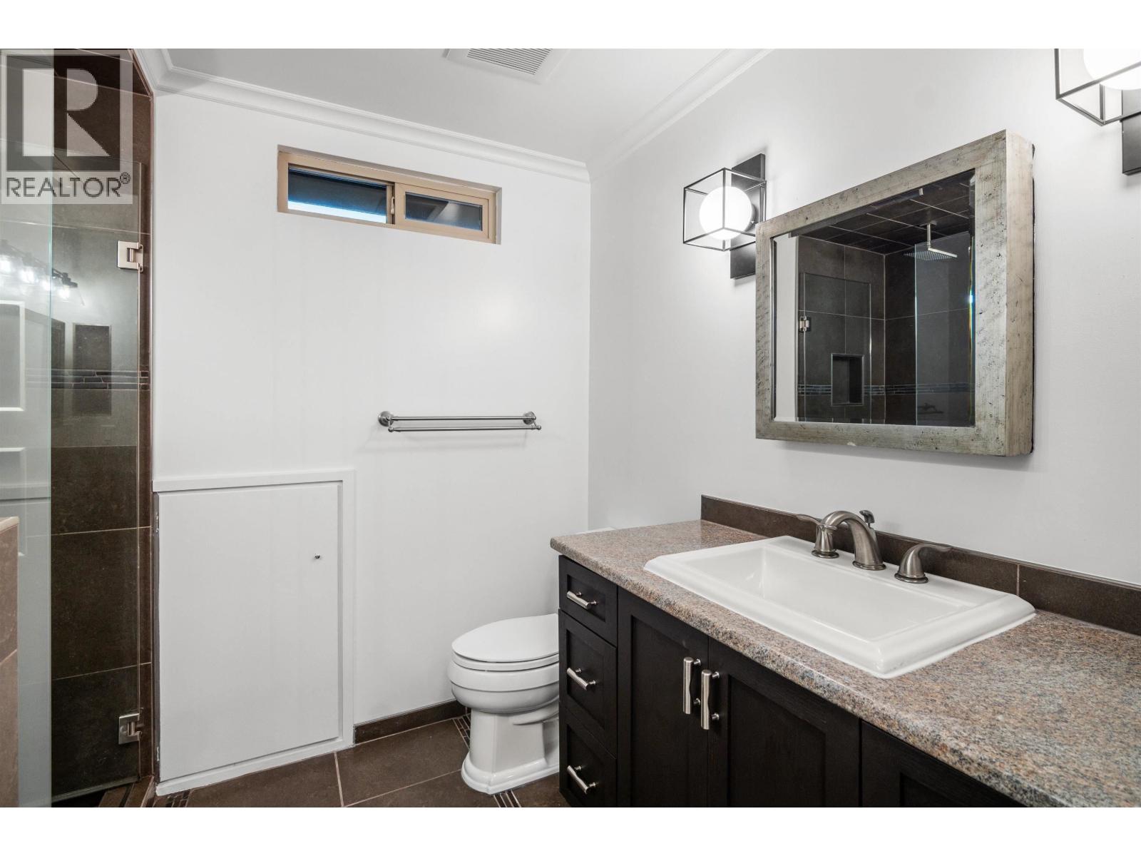6640 Shawnigan Place, Richmond, British Columbia  V7E 4W9 - Photo 12 - R3171635
