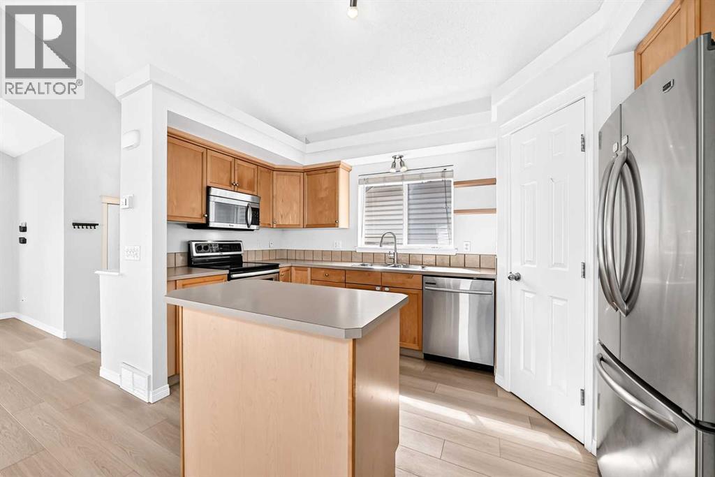 352 Copperfield Gardens SE, Calgary, Alberta  T2Z 4C3 - Photo 6 - A2349491