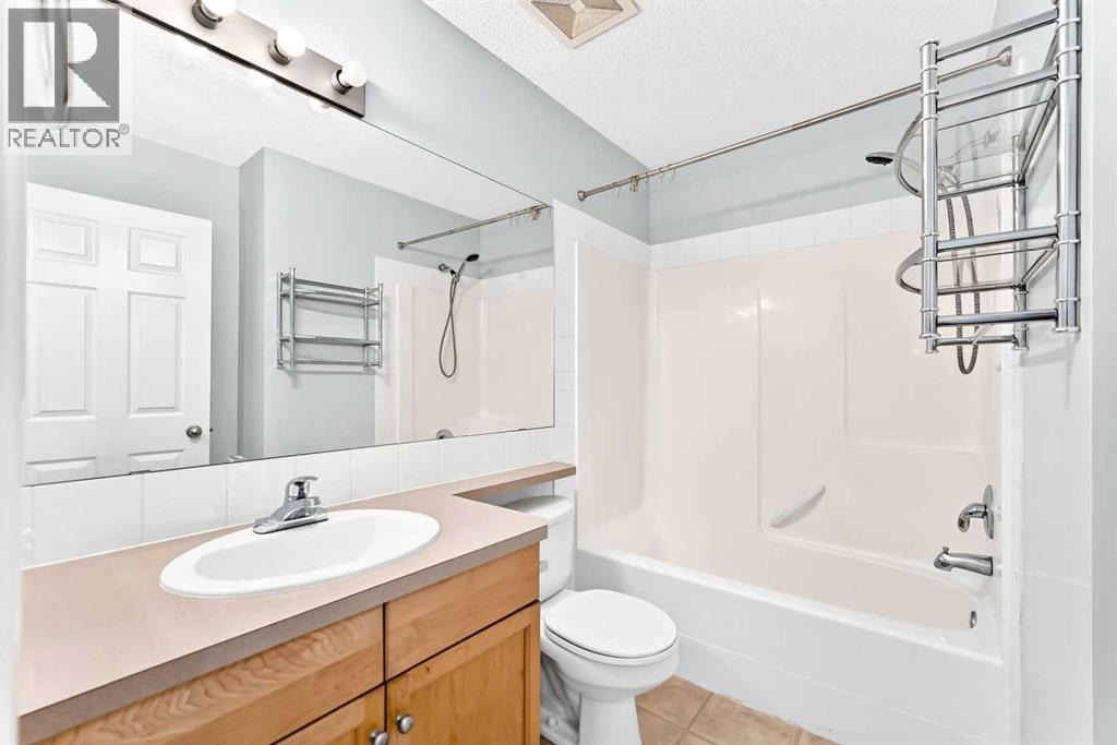352 Copperfield Gardens SE, Calgary, Alberta  T2Z 4C3 - Photo 16 - A2349491