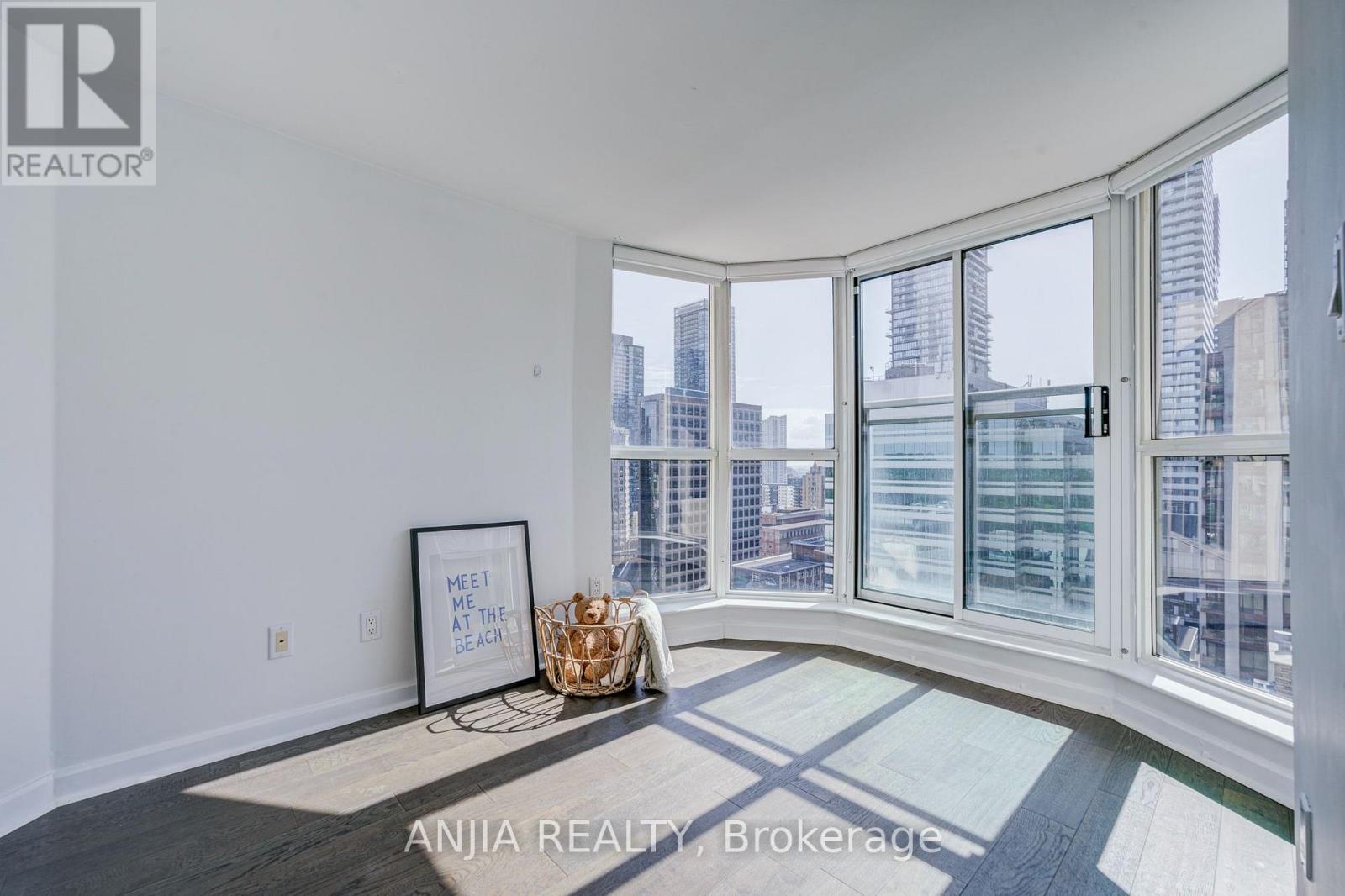 2011 - 8 Park Road, Toronto, Ontario  M4W 3S5 - Photo 4 - C13877342