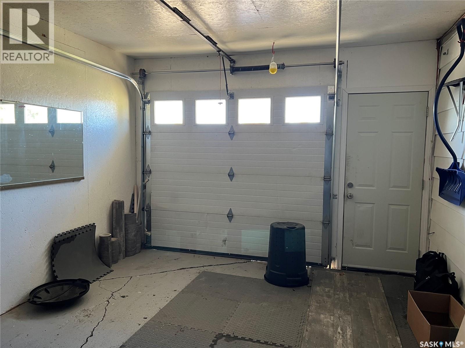 504 3rd Street W, Meadow Lake, Saskatchewan  S9X 1C9 - Photo 12 - SK050687