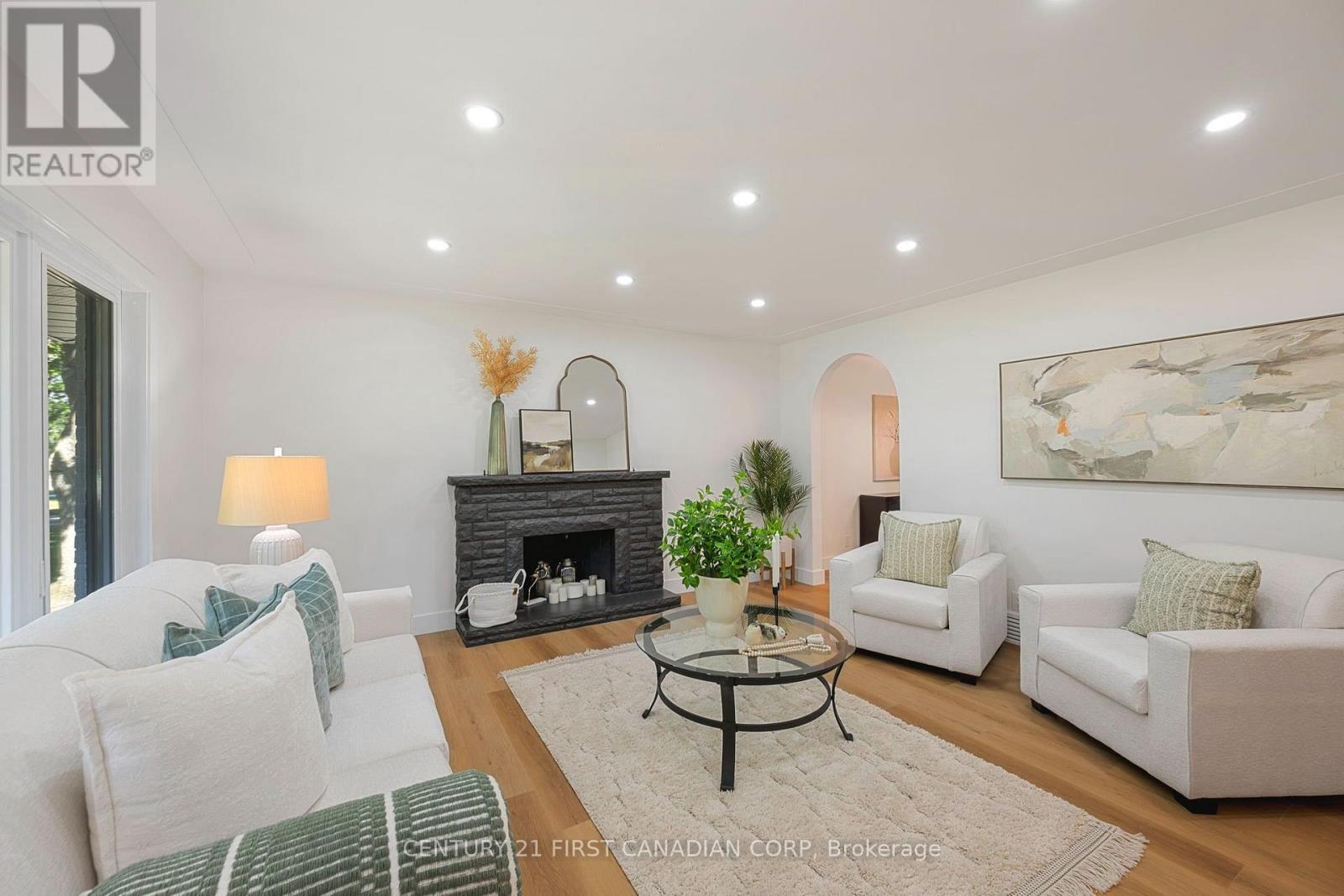 1492 North Vernon Avenue, London North, Ontario  N5X 1N6 - Photo 9 - X13877532