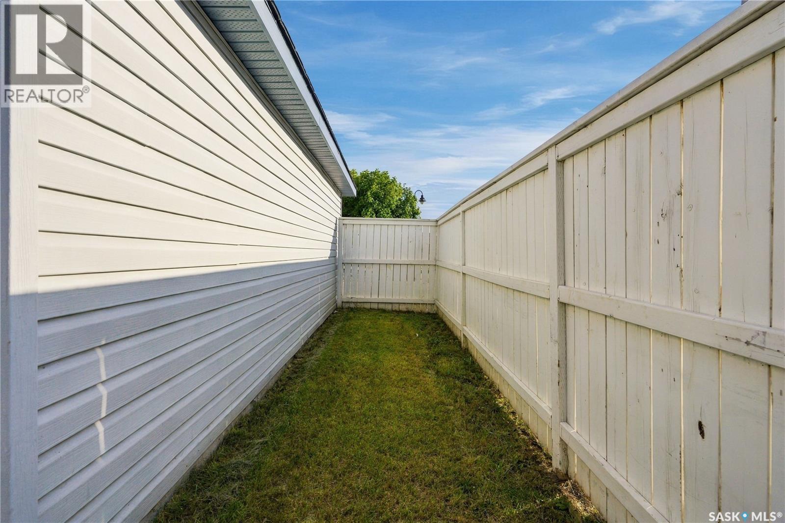 302 Gordon Road, Saskatoon, Saskatchewan  S7T 0A3 - Photo 42 - SK050604