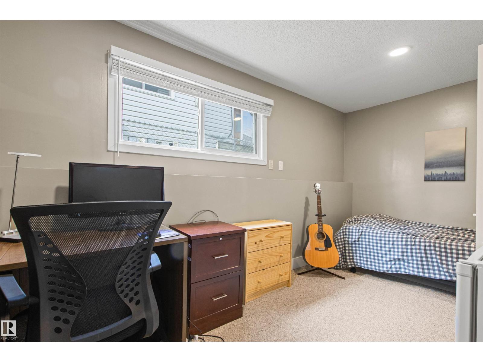 10550, 10552 62 AV NW
