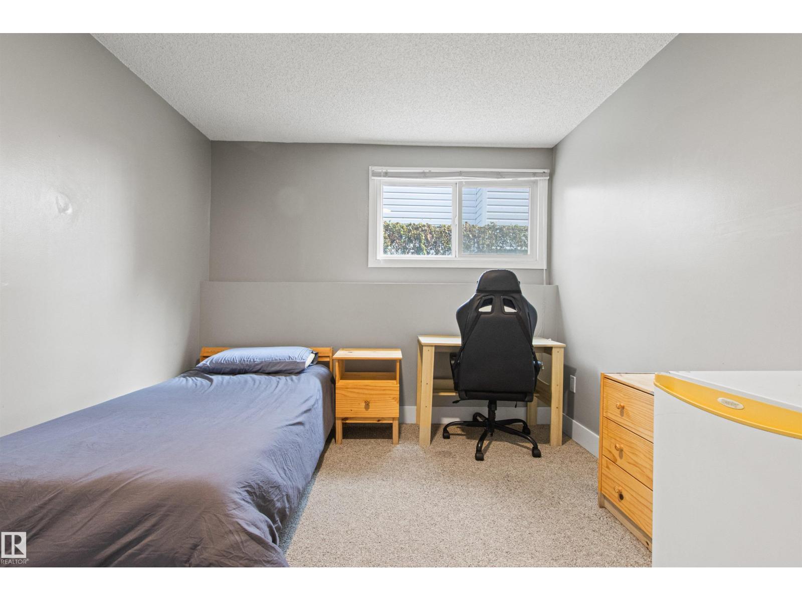10550, 10552 62 AV NW