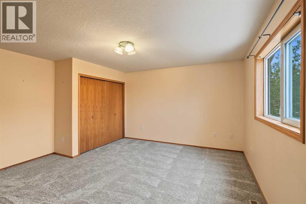 9323 69a Avenue, Grande Prairie, Alberta  T8V 6T3 - Photo 12 - A2350080