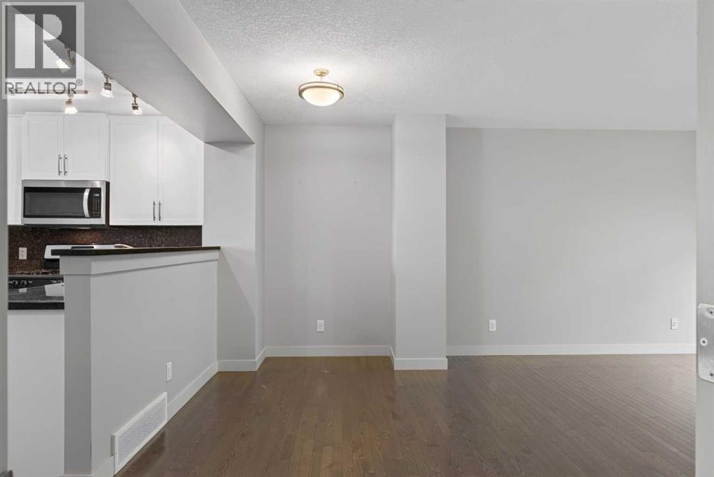 57 Aspen Hills Terrace SW, Calgary, Alberta  T3H 0P3 - Photo 4 - A2348305