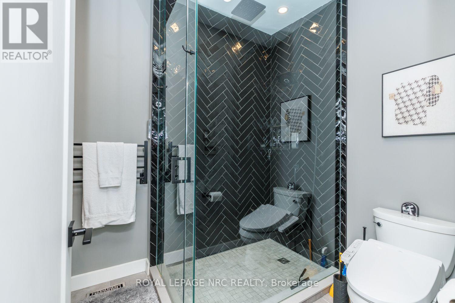 100 Marsdale Drive, St. Catharines, Ontario  L2T 3S9 - Photo 24 - X13877596