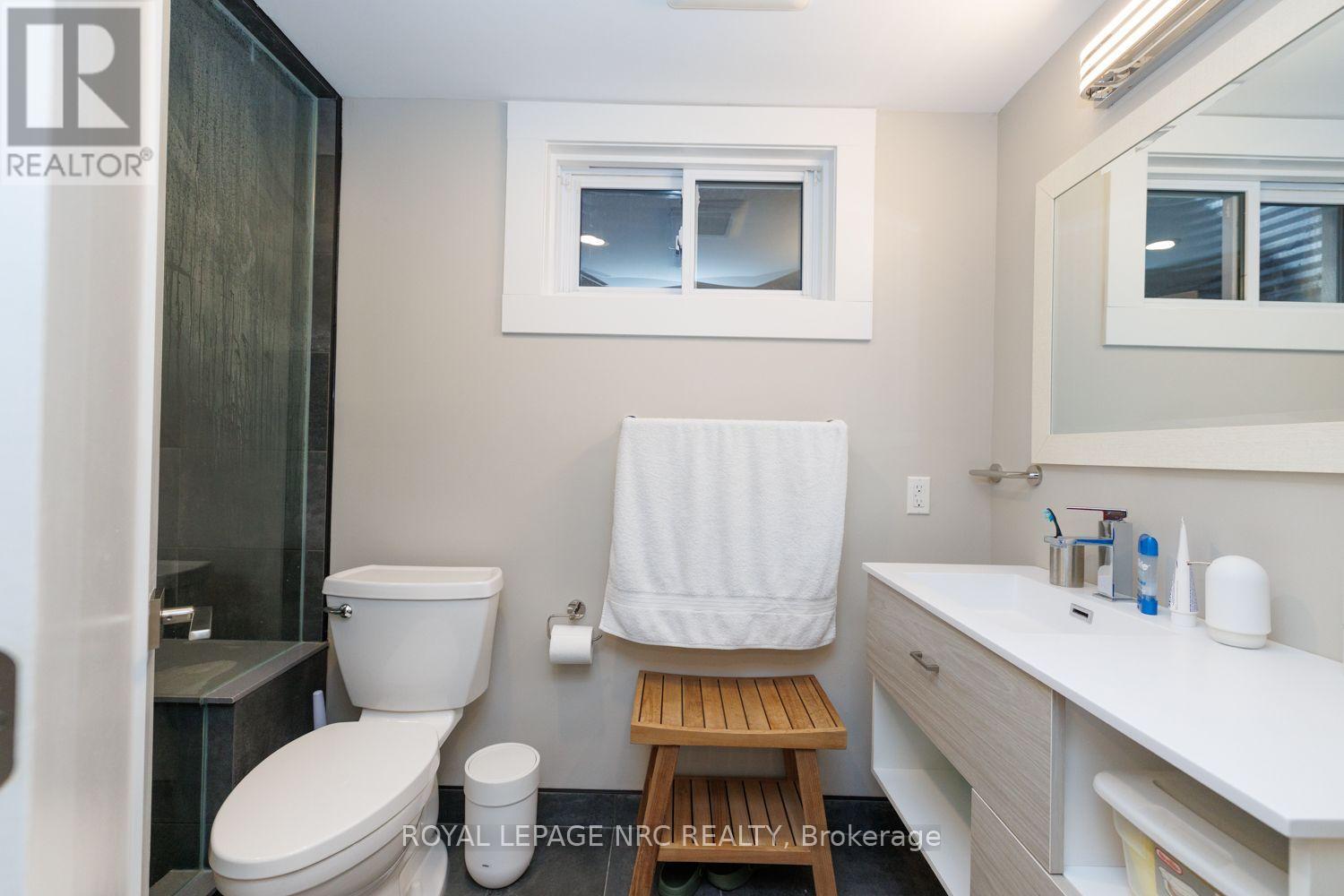 100 Marsdale Drive, St. Catharines, Ontario  L2T 3S9 - Photo 41 - X13877596