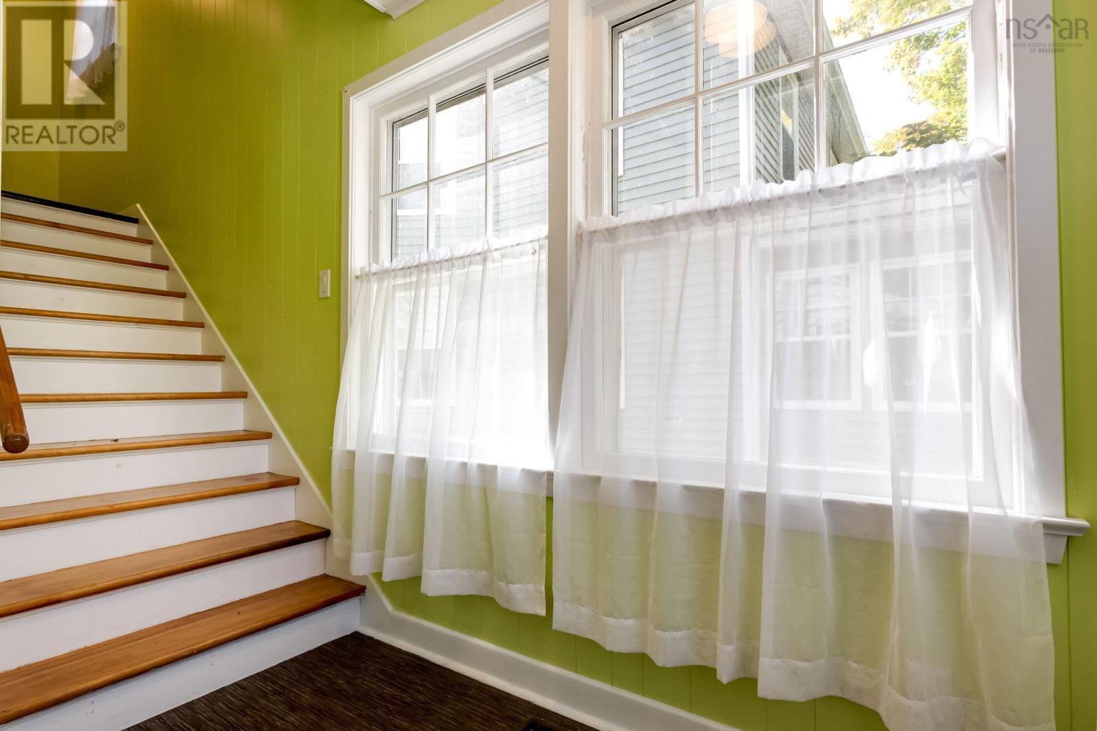 68 Connaught Avenue Middleton Nova Scotia Canada B0S1P0 4