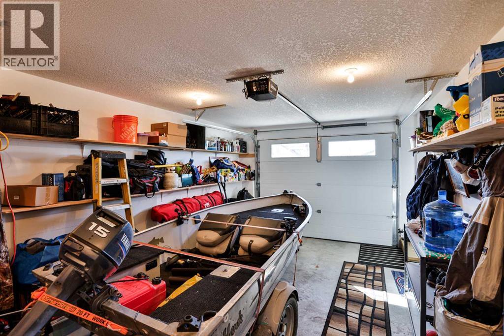 619 Chinook Crescent