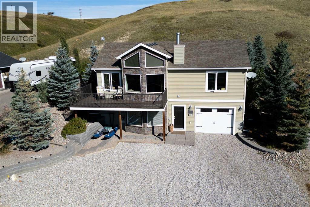 619 Chinook Crescent