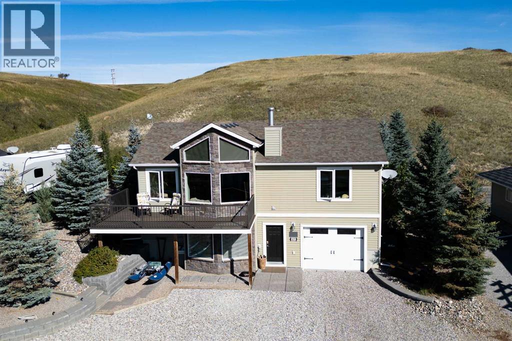 619 Chinook Crescent