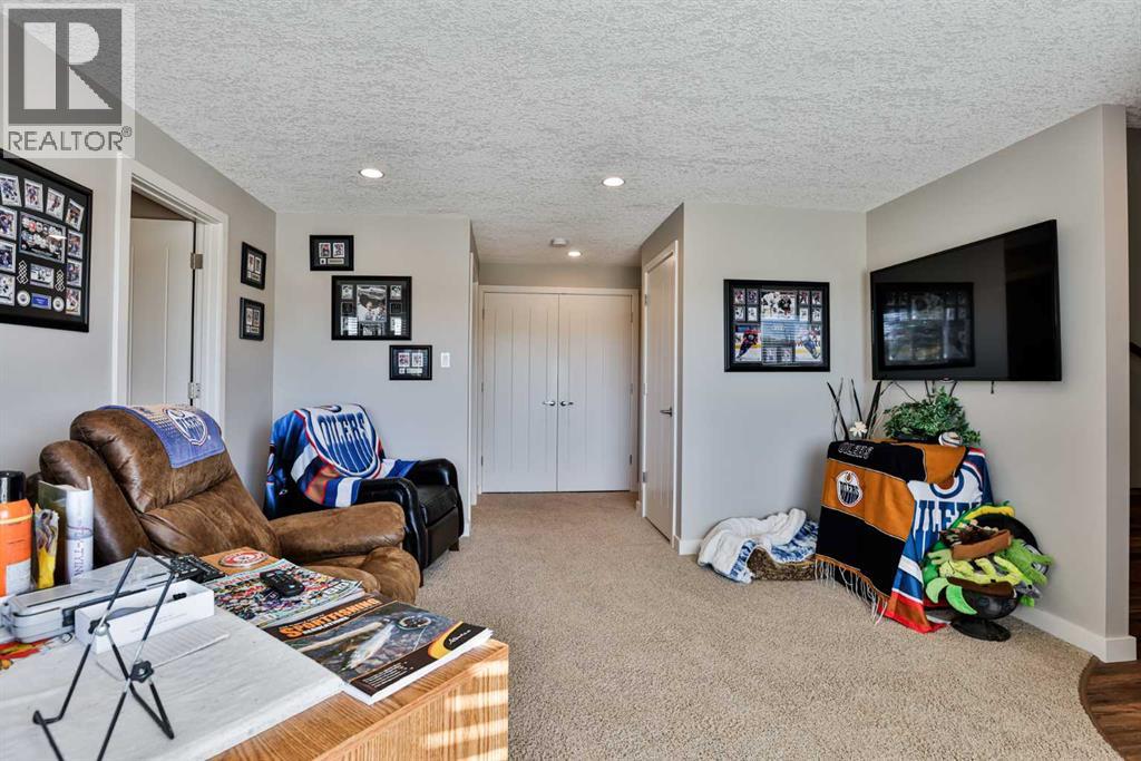 619 Chinook Crescent