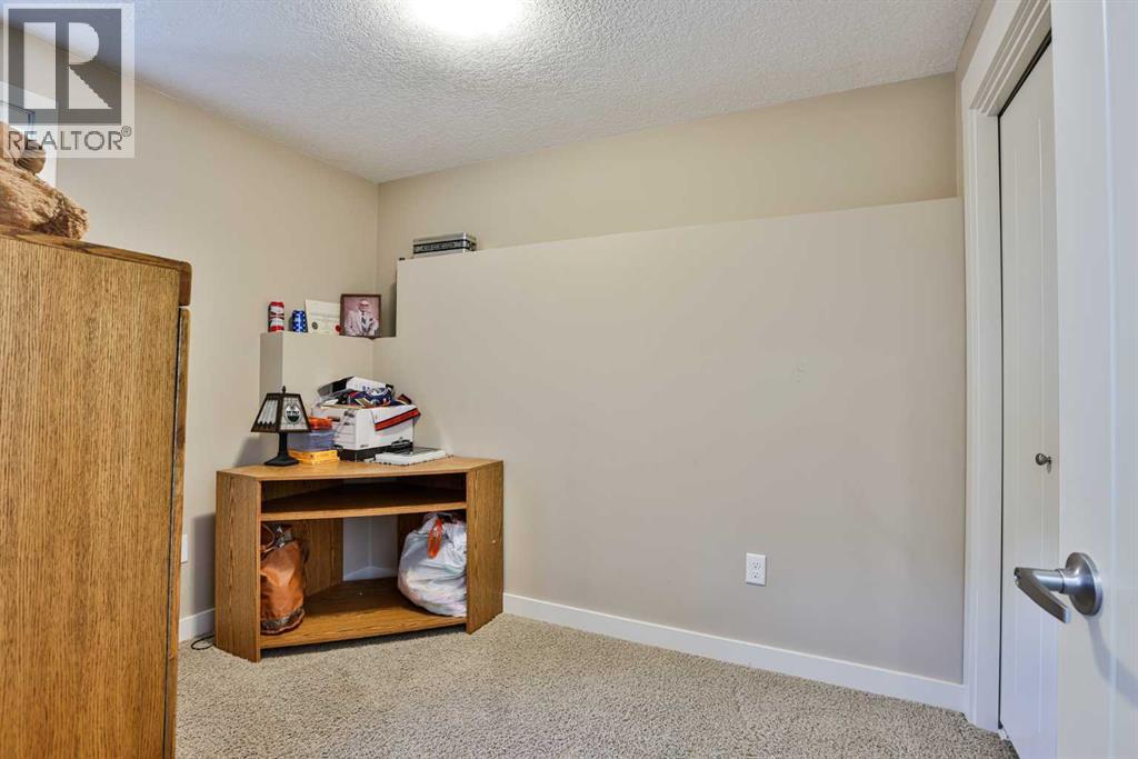 619 Chinook Crescent