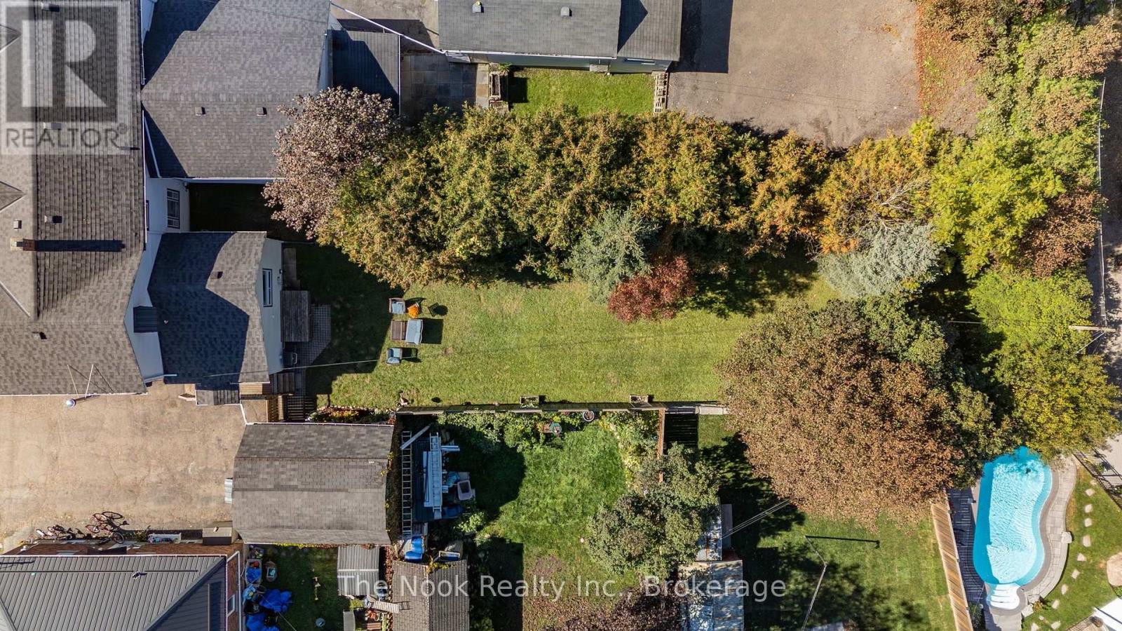 64 Wellington Street, Clarington, Ontario  L1C 1V5 - Photo 3 - E13877462