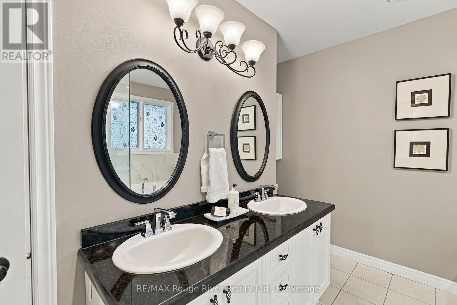 264 Ryerson Crescent, Oshawa, Ontario  L1G 8B7 - Photo 21 - E13877574