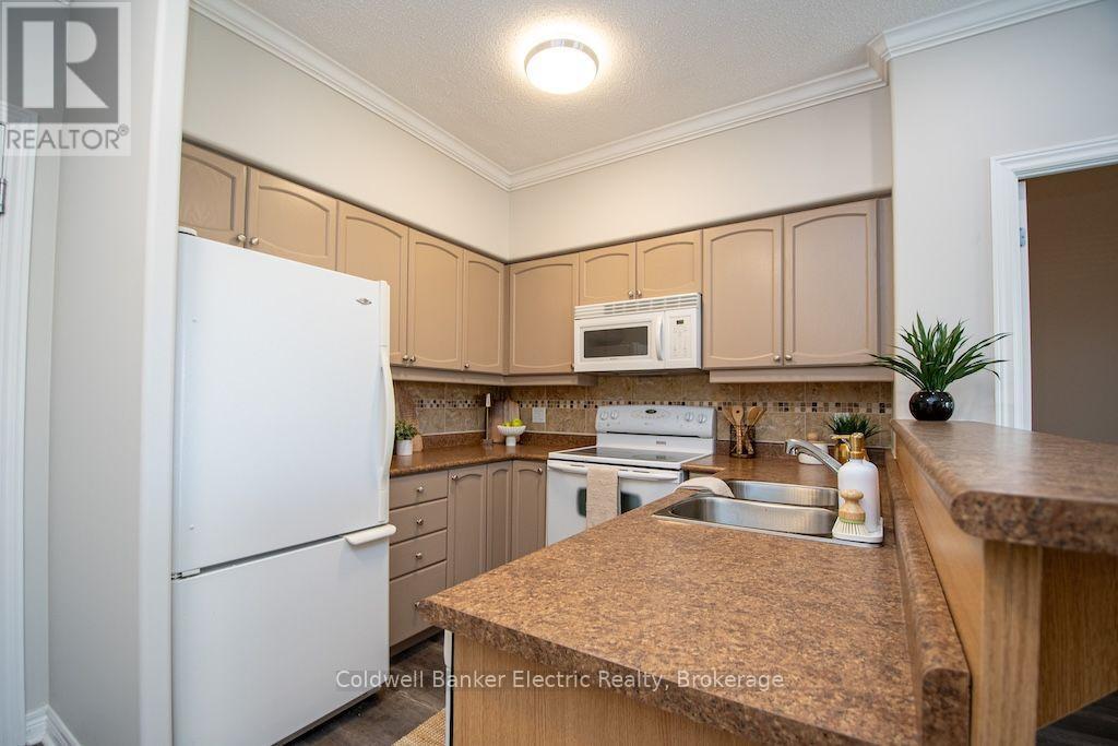 212 - 869 Clonsilla Avenue, Peterborough, Ontario  K9J 0B7 - Photo 7 - X13877586
