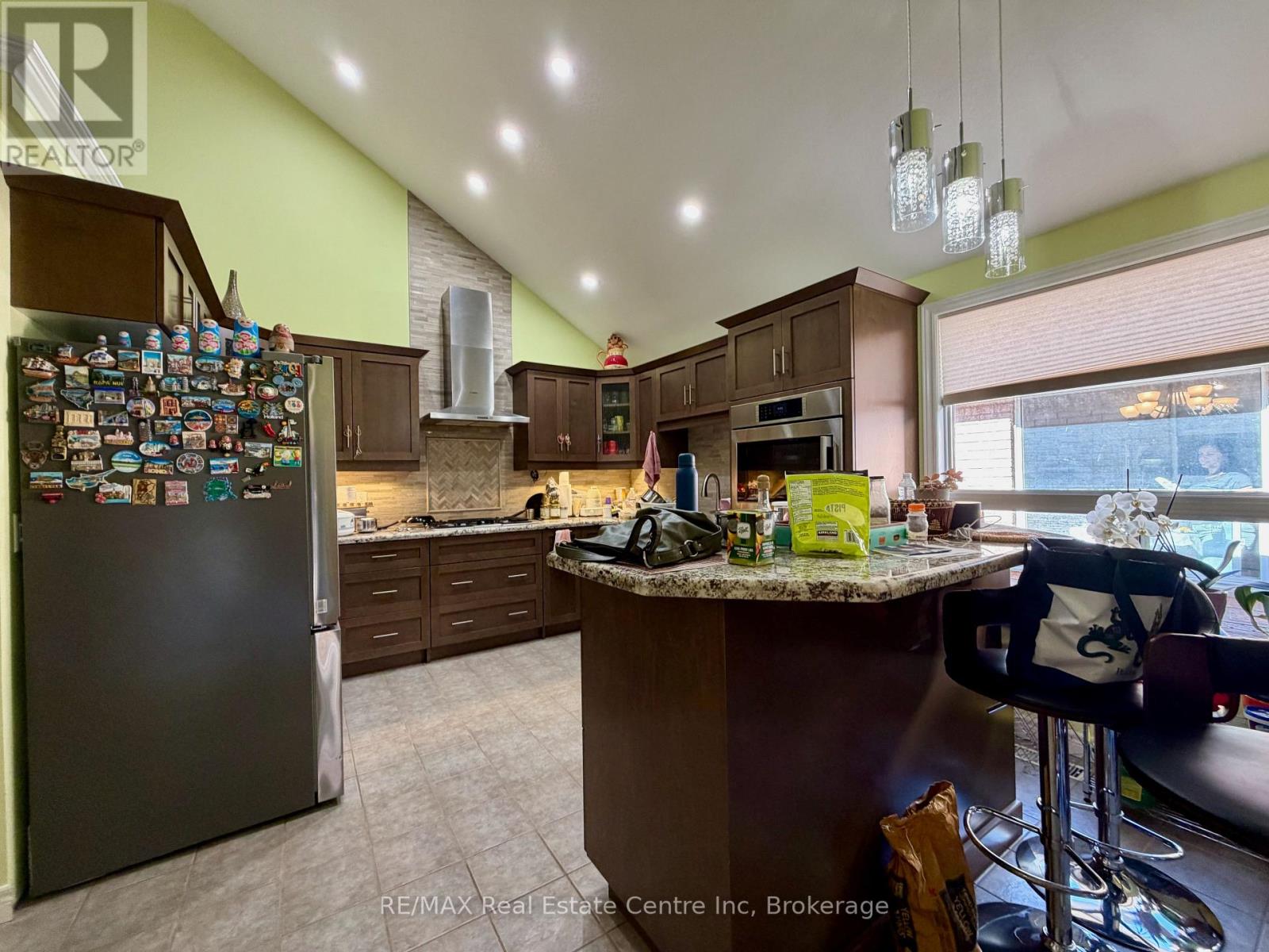 162 Clairfields Drive W, Guelph, Ontario  N1G 5A3 - Photo 6 - X13877432