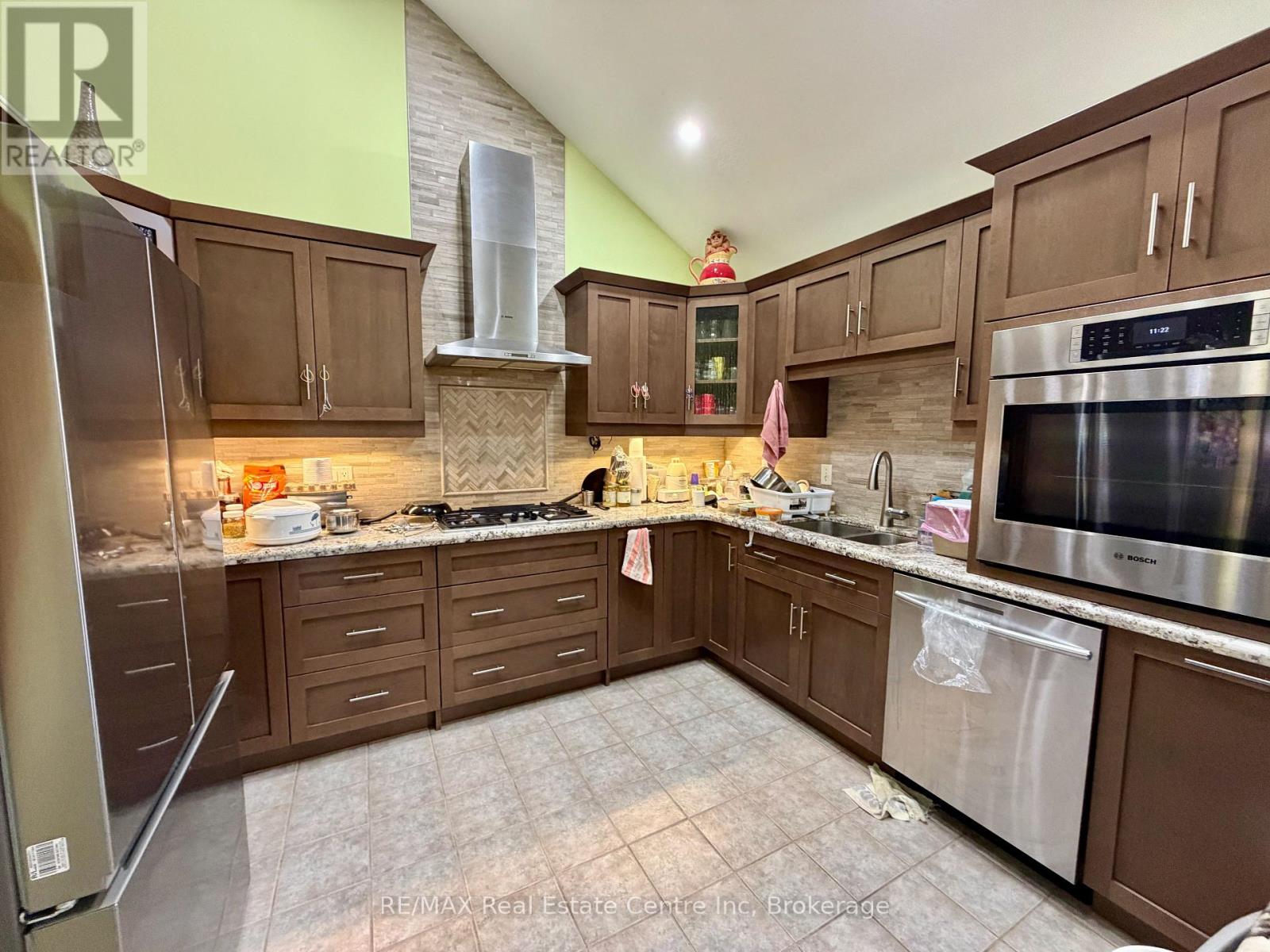 162 Clairfields Drive W, Guelph, Ontario  N1G 5A3 - Photo 8 - X13877432