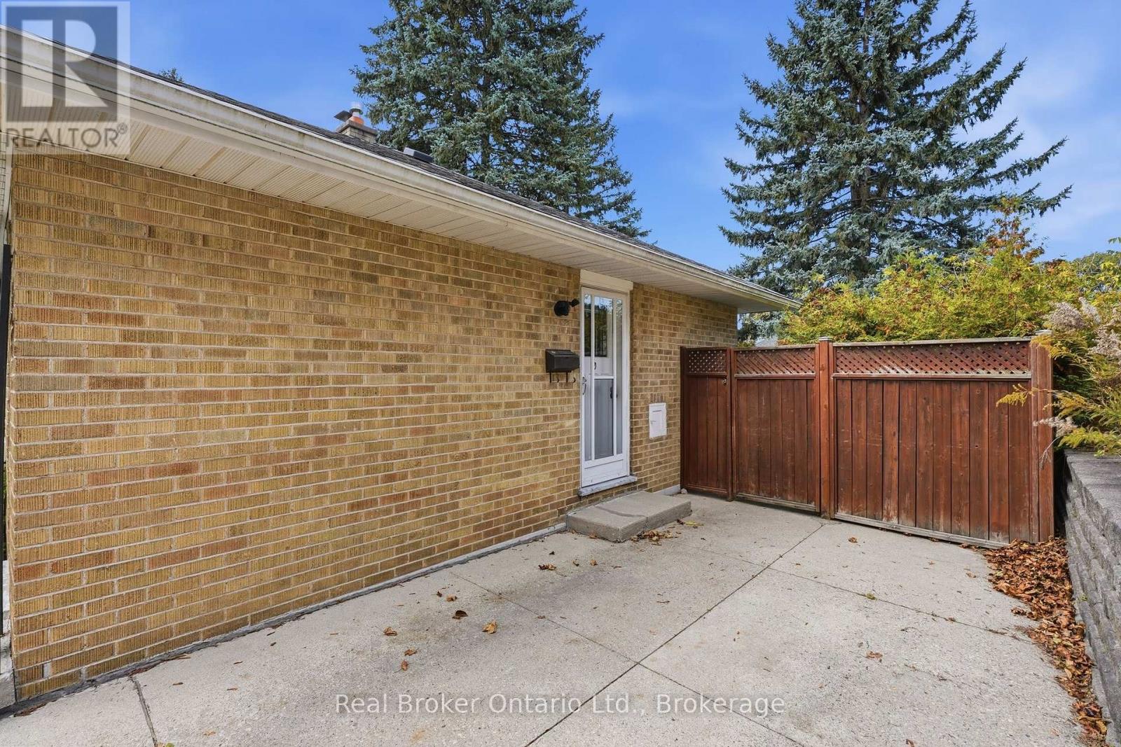 68 Emma Street, Guelph, Ontario N1E 1T7 - Photo 32 - X13877624