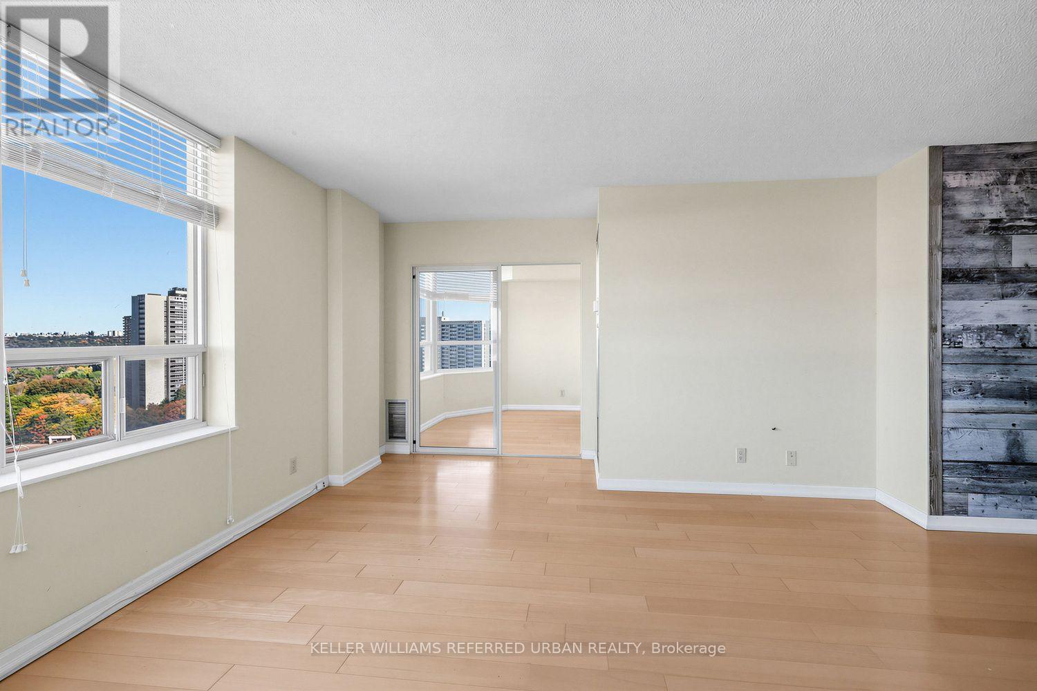 2307 - 215 Wynford Drive, Toronto, Ontario  M3C 3P5 - Photo 11 - C13877484