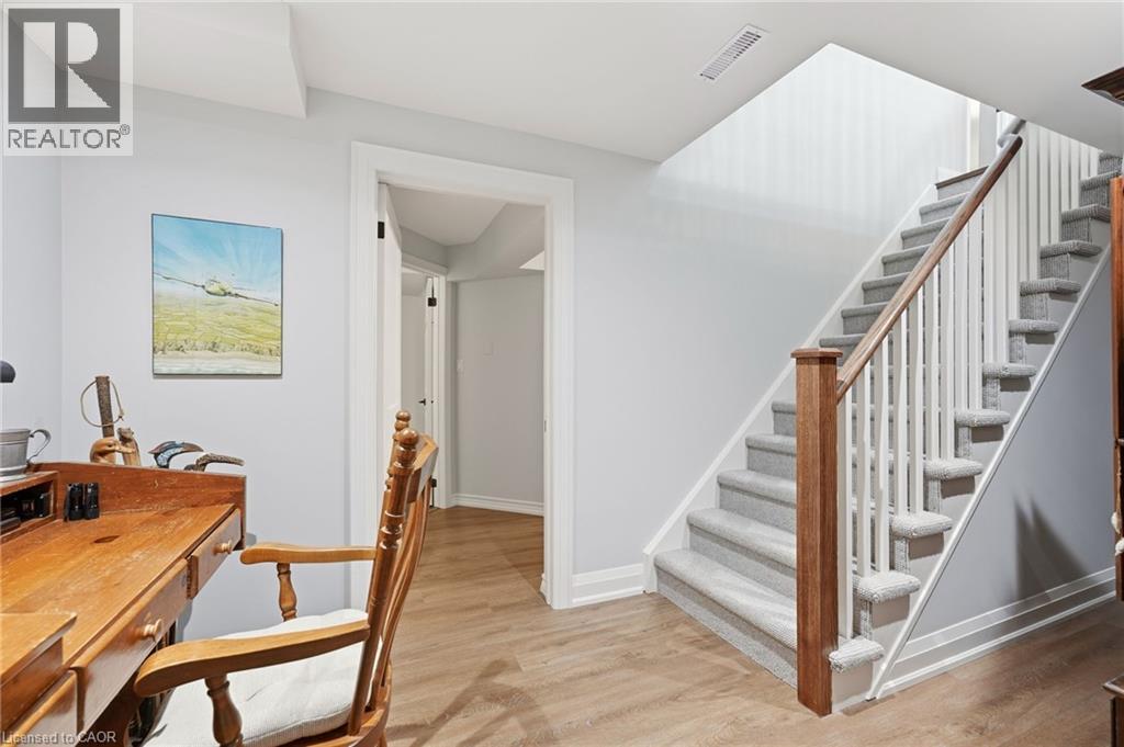 4155 Stonebridge Crescent, Burlington, Ontario  L7M 4N2 - Photo 29 - 40869996