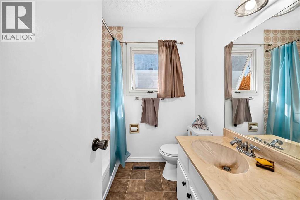 102 4 Avenue SE, High River, Alberta  T1V 1G3 - Photo 31 - A2348611
