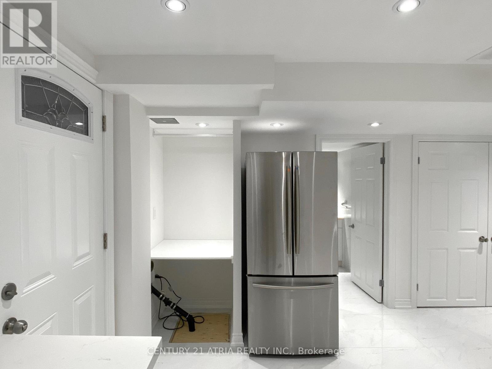 Lower - 40 Alanbull Square, Toronto, Ontario  M1V 4M1 - Photo 10 - E13877422
