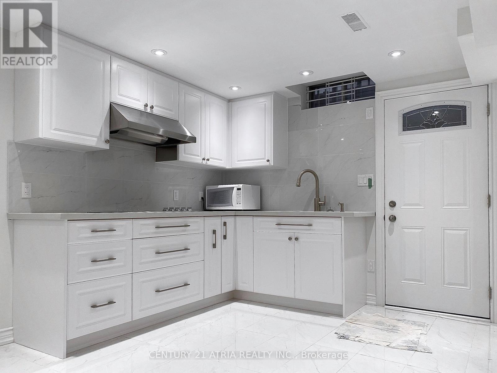 Lower - 40 Alanbull Square, Toronto, Ontario  M1V 4M1 - Photo 2 - E13877422