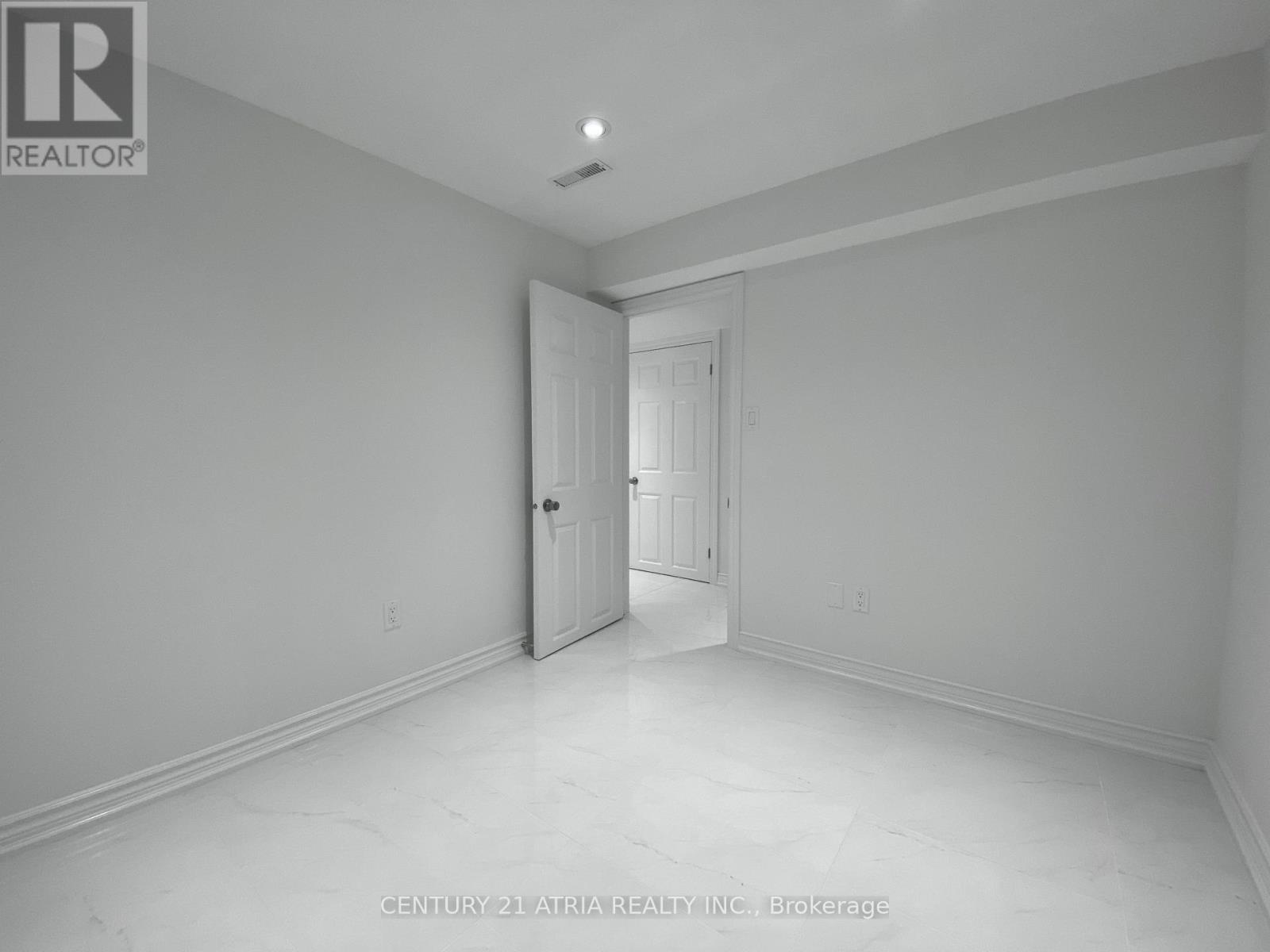 Lower - 40 Alanbull Square, Toronto, Ontario  M1V 4M1 - Photo 5 - E13877422