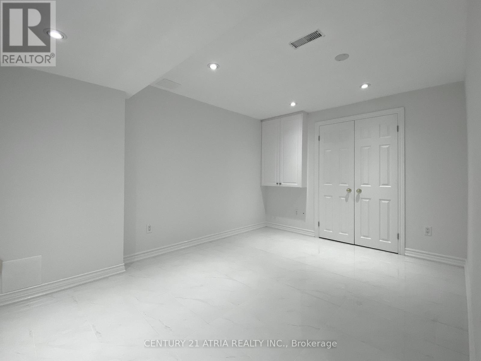 Lower - 40 Alanbull Square, Toronto, Ontario  M1V 4M1 - Photo 7 - E13877422
