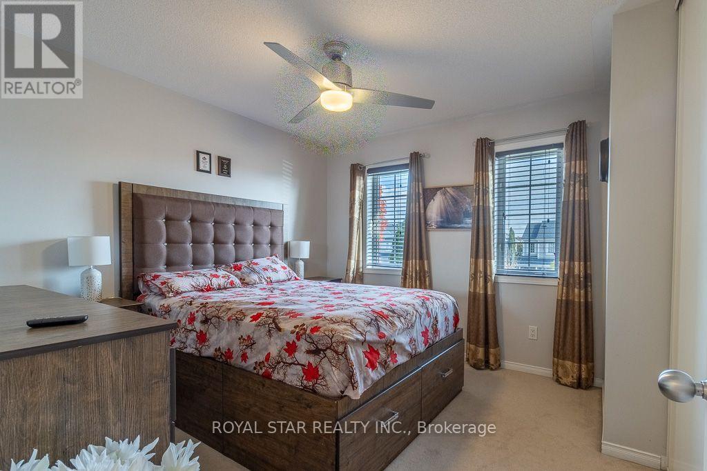 1164 Stire Street, Oshawa, Ontario  L1K 0G4 - Photo 9 - E13877504