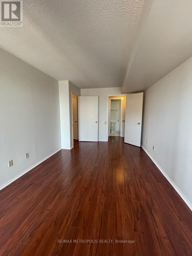 1412 - 2460 Eglinton Avenue E, Toronto, Ontario  M1K 5J7 - Photo 3 - E13877604