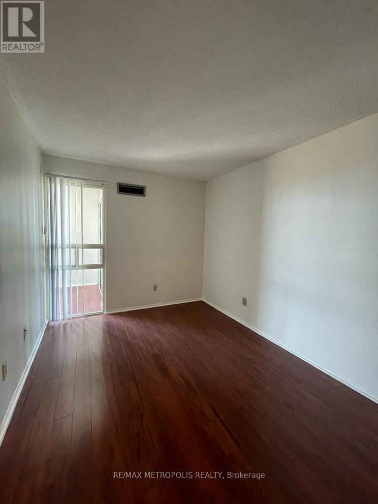 1412 - 2460 Eglinton Avenue E, Toronto, Ontario  M1K 5J7 - Photo 4 - E13877604
