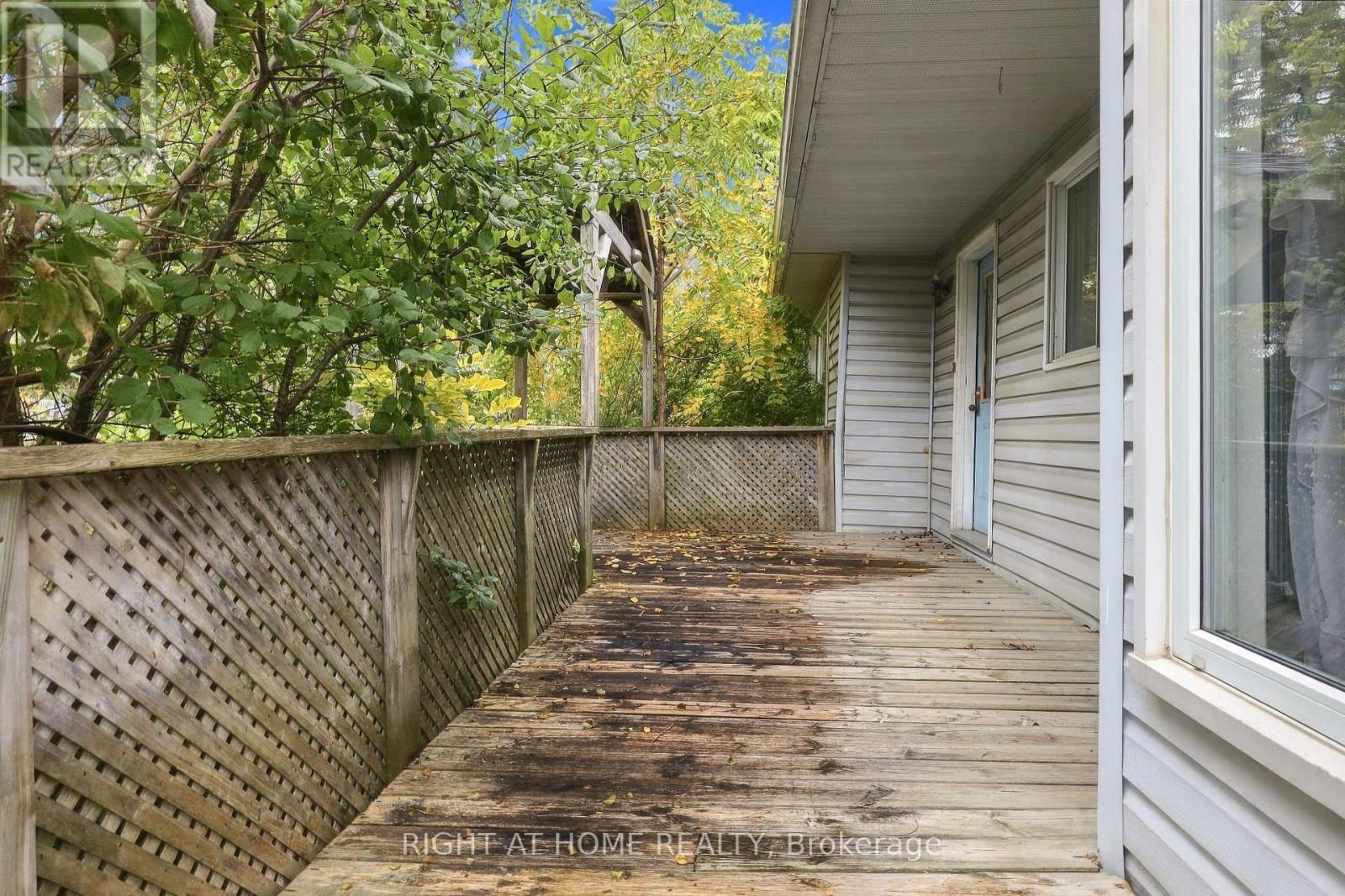 198 King Road, Richmond Hill, Ontario  L4E 2W1 - Photo 15 - N13877428
