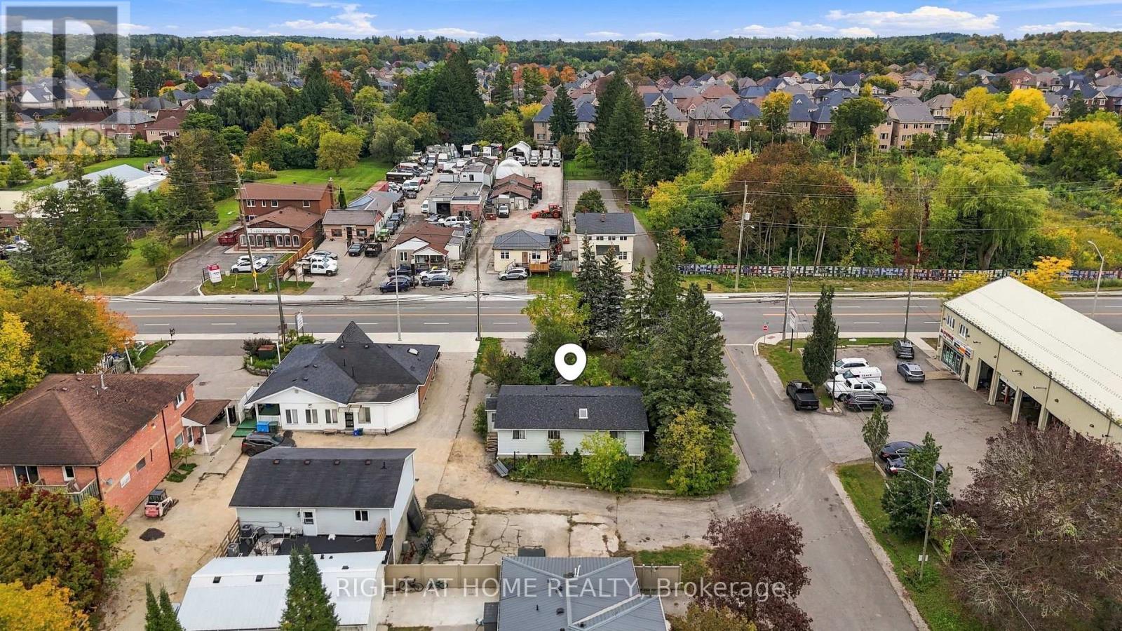 198 King Road, Richmond Hill, Ontario  L4E 2W1 - Photo 5 - N13877428