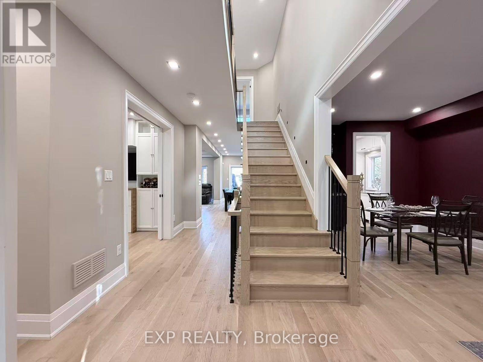 779 Mclaren Street, Newmarket, Ontario L3Y 8H3 - Photo 6 - N13877470
