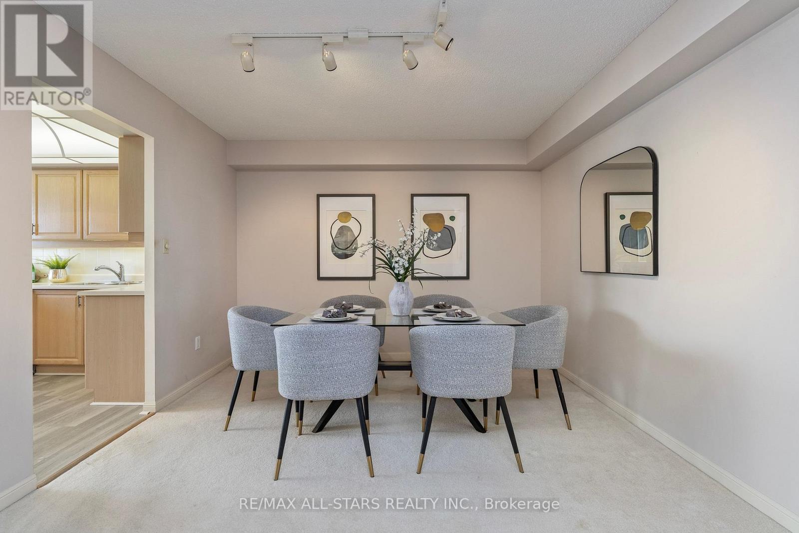 1102 - 610 Bullock Drive, Markham, Ontario  L3R 0G1 - Photo 10 - N13877644
